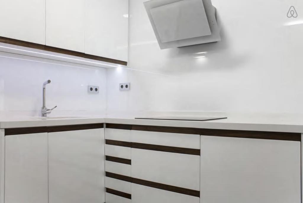Austria 4 Apartment Валенсия Стая снимка
